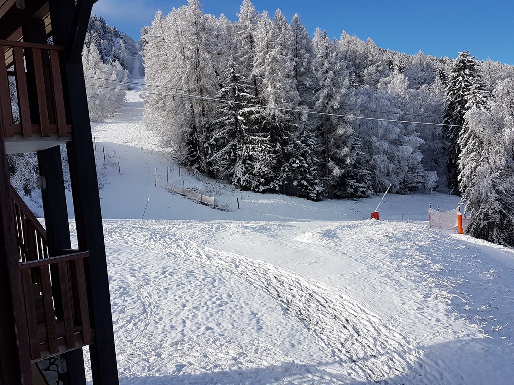 Vue de la piste depuis le balcon Marmotte